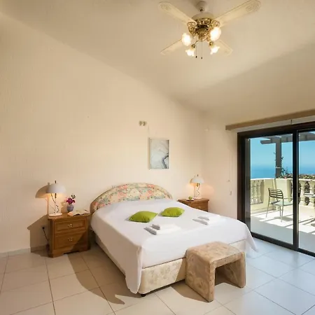 Vila Resitour - Kamares Village Paphos