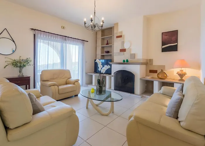 فيلة Resitour - Kamares Village