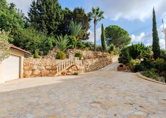 Resitour - Kamares Village