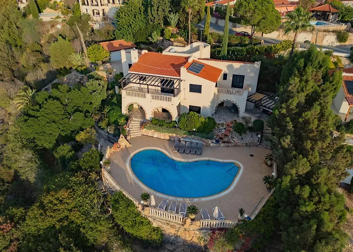 Βίλα Resitour - Kamares Village